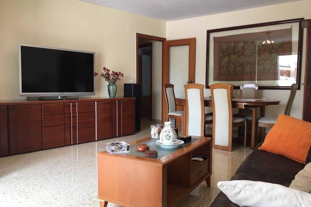 Playa de GandiaPlaya Gandia, Gran Terraza, Wifi, Piscina, Parkingアパートメント エクステリア 写真
